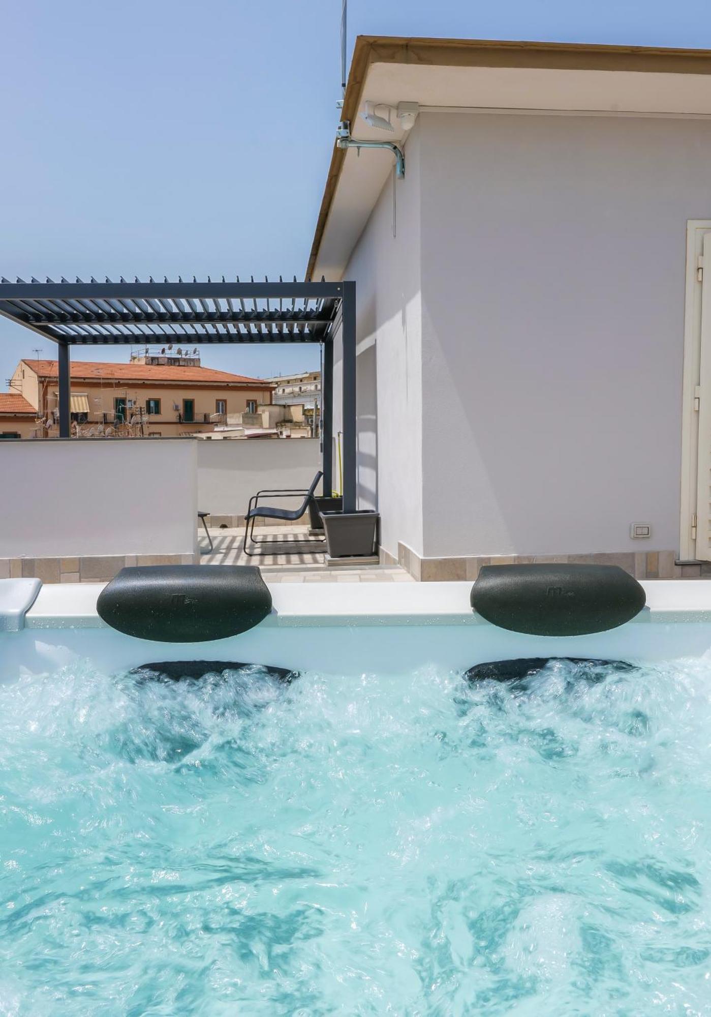 Rooftop Parthenopeo Contemporary Rooms Nápoles Exterior foto